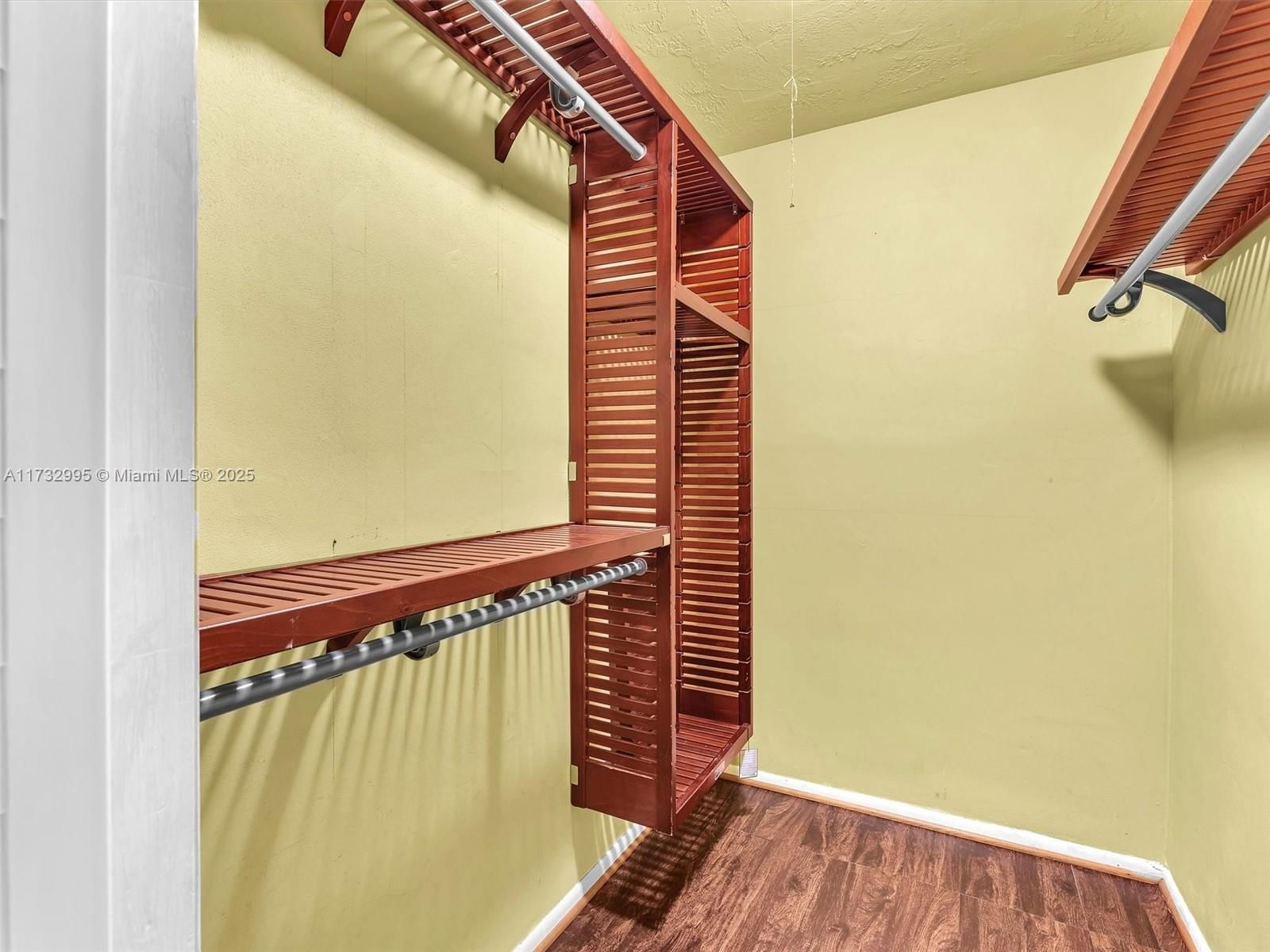 Real estate property located at 6707 70th St, Broward, Mainlands Of Tamarac Lake, Tamarac, FL