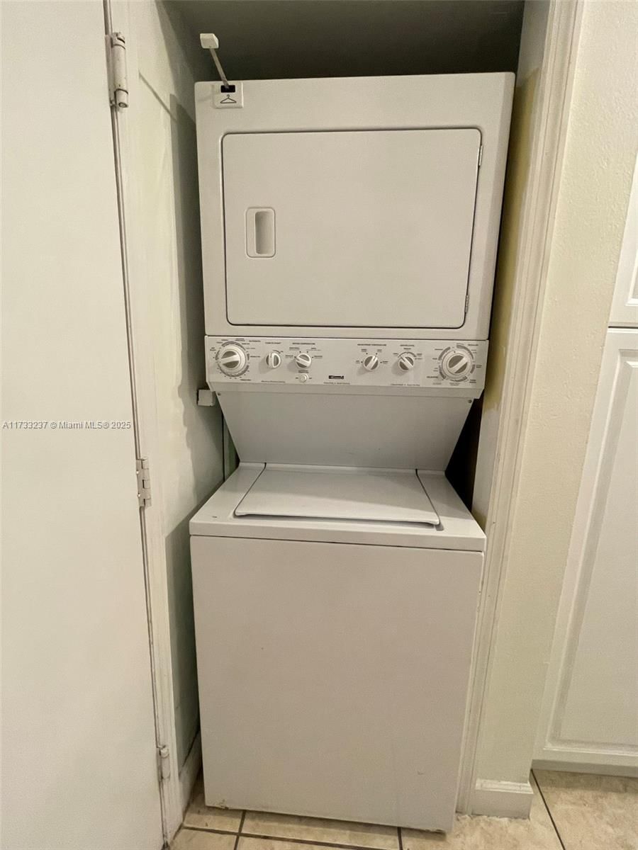 Real estate property located at 1950 54th St #112, Miami-dade, Westland-eden Condo I, Hialeah, FL