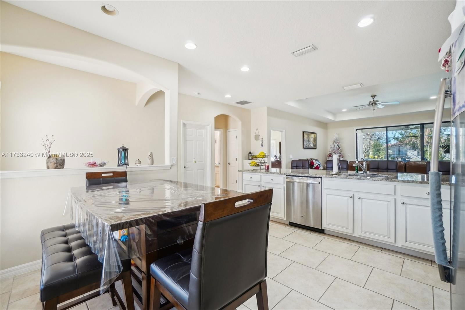 Real estate property located at 310 VILLA SORRENTO CIR, Polk, Villa Sorrento Pb 133 Pgs, Other City - In The State Of Florida, FL