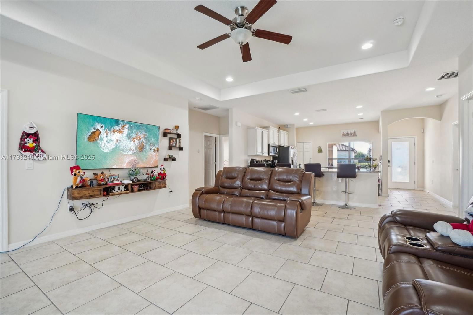 Real estate property located at 310 VILLA SORRENTO CIR, Polk, Villa Sorrento Pb 133 Pgs, Other City - In The State Of Florida, FL
