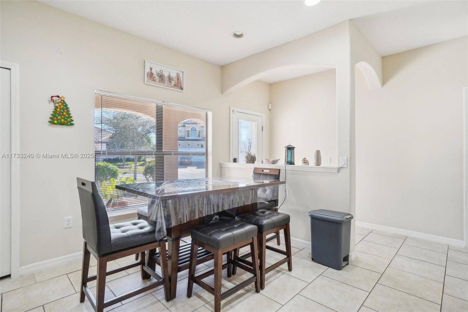 Real estate property located at 310 VILLA SORRENTO CIR, Polk, Villa Sorrento Pb 133 Pgs, Other City - In The State Of Florida, FL
