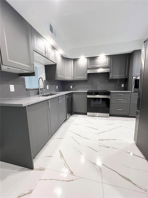 Real estate property located at 4702 Martinique Dr E1, Broward, Martinique Village Ii A C, Coconut Creek, FL