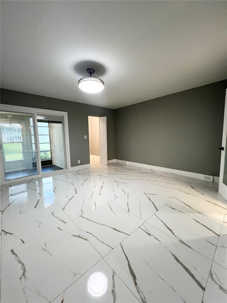 Real estate property located at 4702 Martinique Dr E1, Broward, Martinique Village Ii A C, Coconut Creek, FL