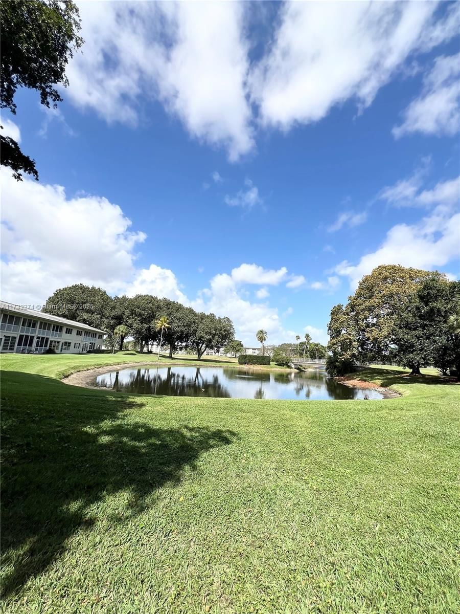 Real estate property located at 4702 Martinique Dr E1, Broward, Martinique Village Ii A C, Coconut Creek, FL
