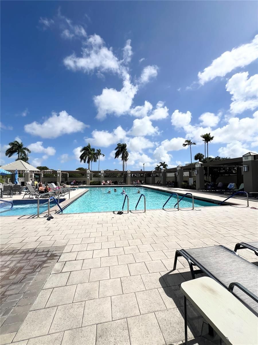 Real estate property located at 4702 Martinique Dr E1, Broward, Martinique Village Ii A C, Coconut Creek, FL