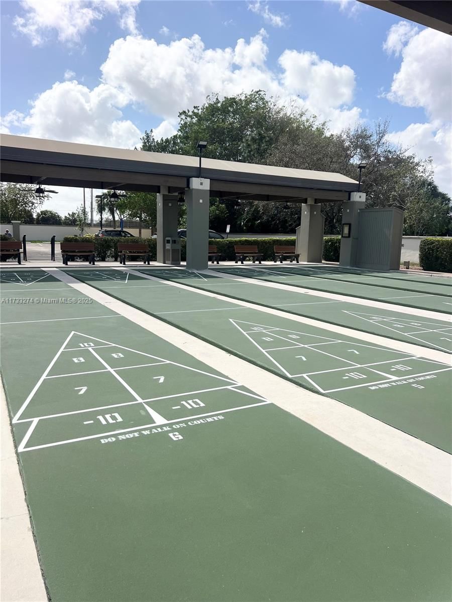 Real estate property located at 4702 Martinique Dr E1, Broward, Martinique Village Ii A C, Coconut Creek, FL