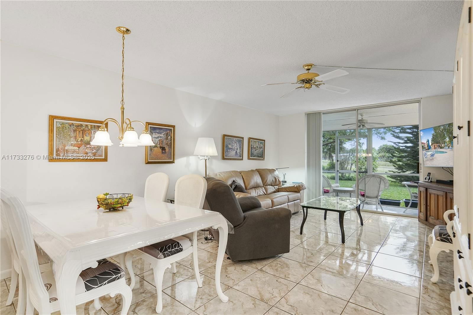 Real estate property located at 9621 Sunrise Lakes Blvd #112, Broward, SUNRISE LAKES, Sunrise, FL