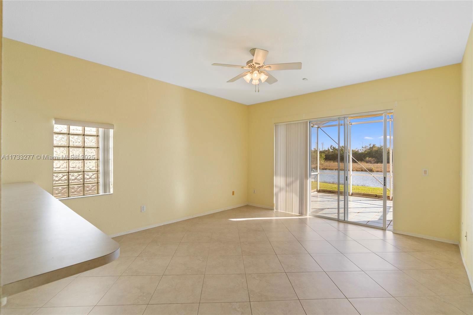 Real estate property located at 1237 167th Ave, Broward, Lakes Of Western Pines Re, Pembroke Pines, FL