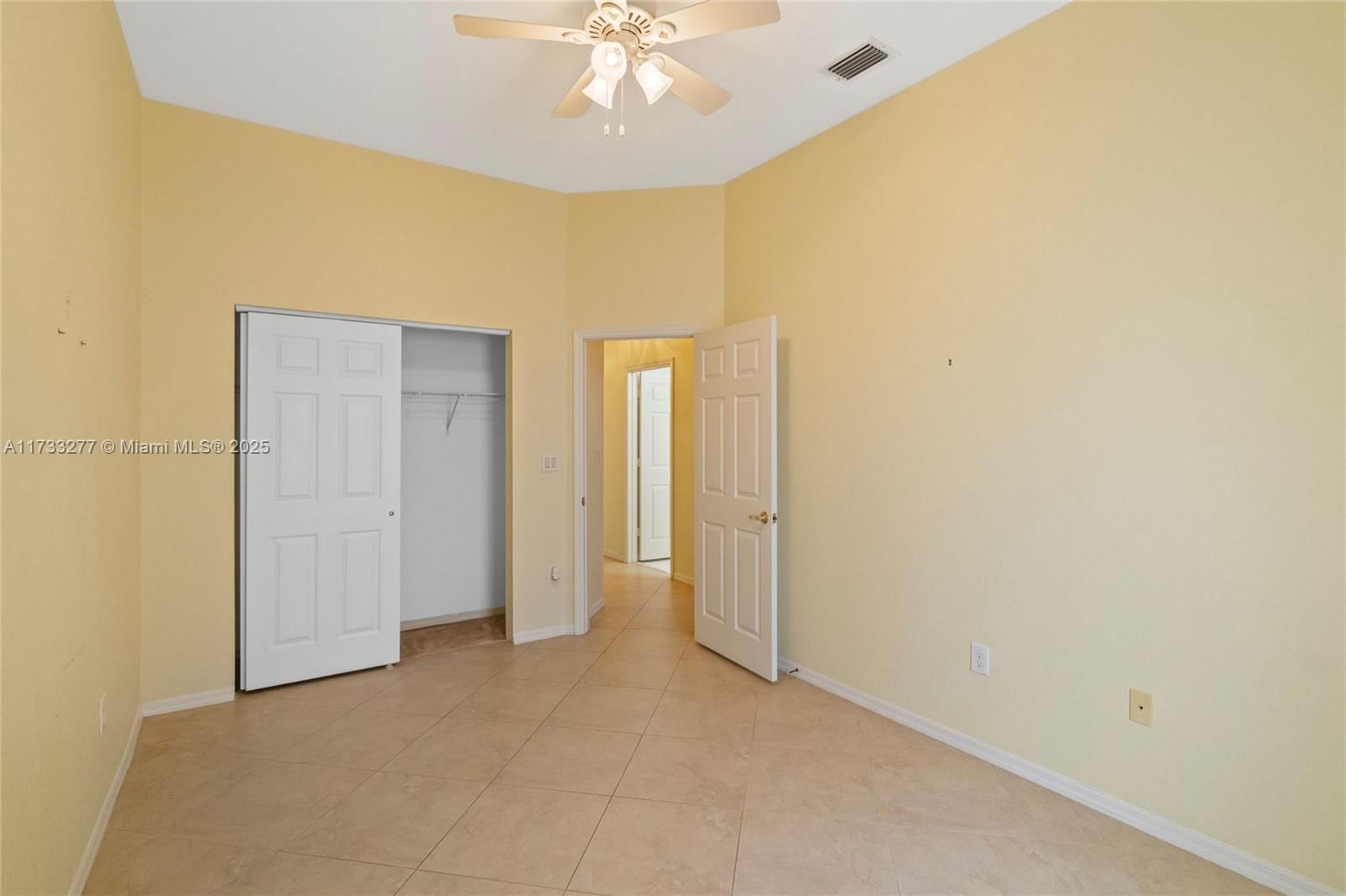 Real estate property located at 1237 167th Ave, Broward, Lakes Of Western Pines Re, Pembroke Pines, FL