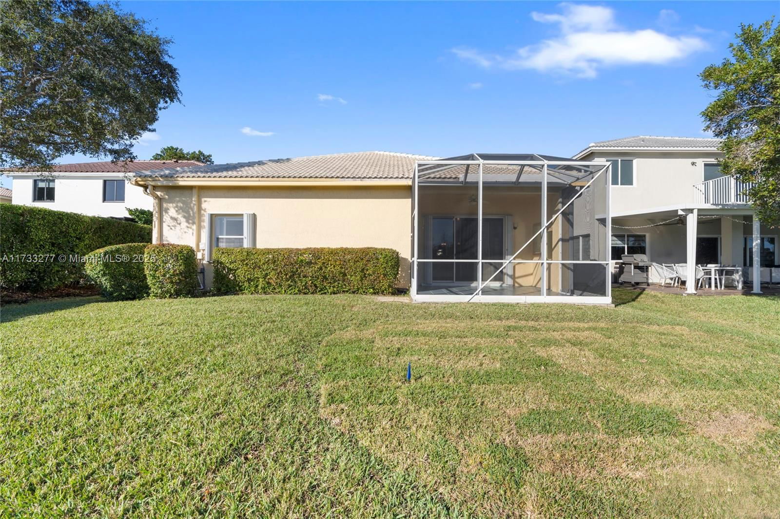 Real estate property located at 1237 167th Ave, Broward, Lakes Of Western Pines Re, Pembroke Pines, FL