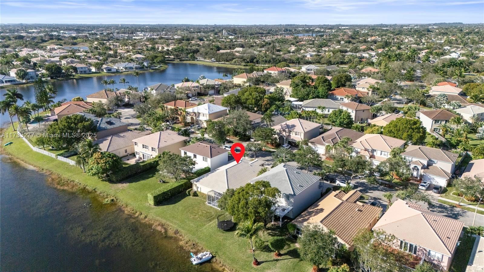 Real estate property located at 1237 167th Ave, Broward, Lakes Of Western Pines Re, Pembroke Pines, FL