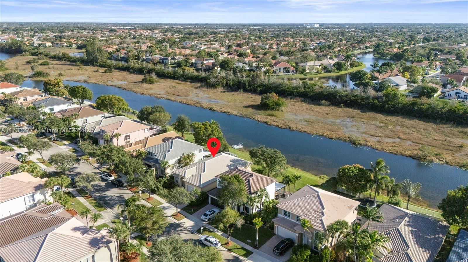 Real estate property located at 1237 167th Ave, Broward, Lakes Of Western Pines Re, Pembroke Pines, FL