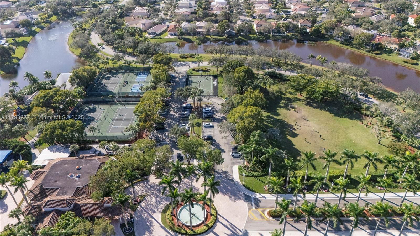 Real estate property located at 1237 167th Ave, Broward, Lakes Of Western Pines Re, Pembroke Pines, FL
