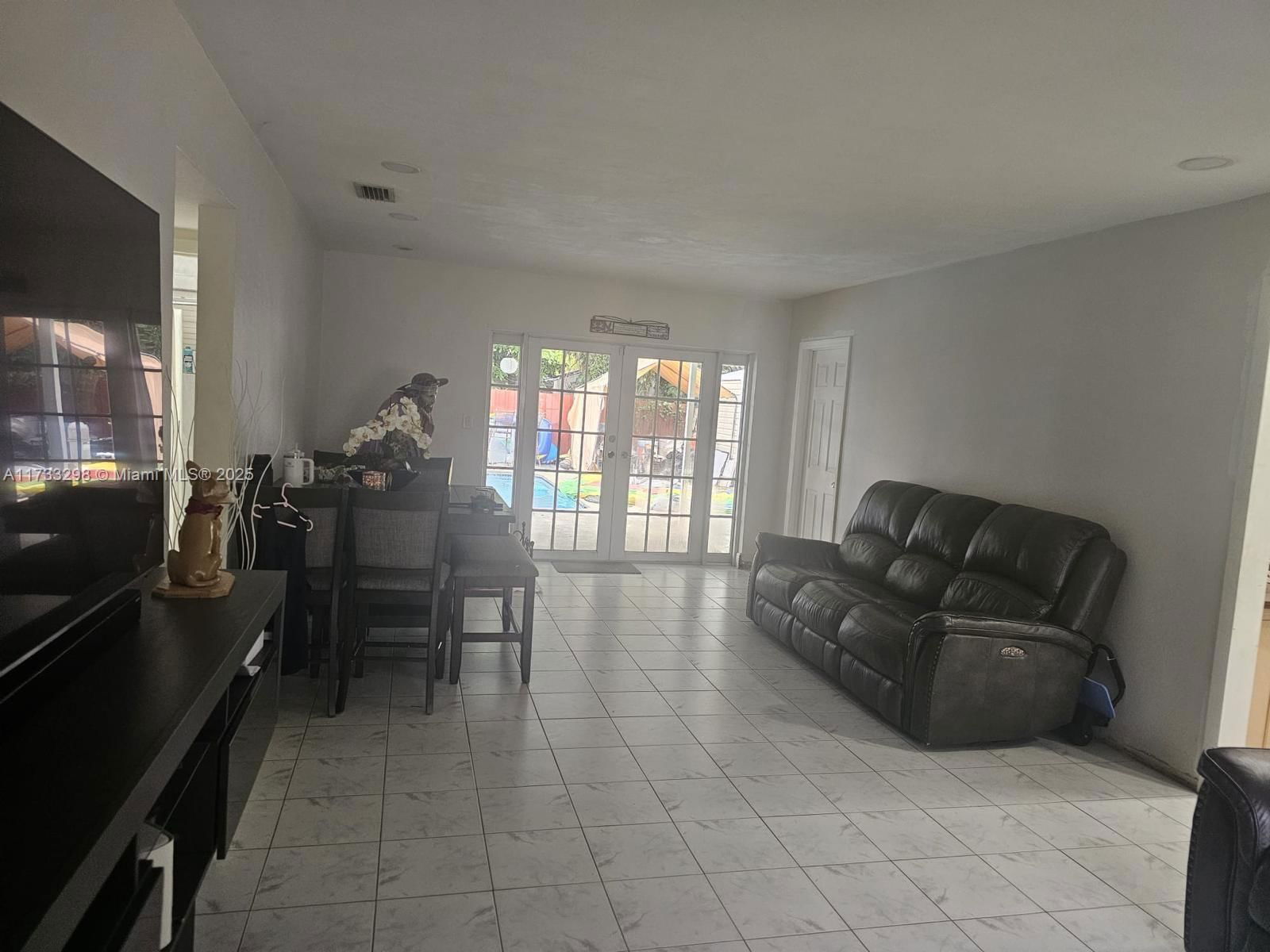 Real estate property located at 8930 197th Ter, Miami-Dade, WHISPERING PINES EST SEC, Cutler Bay, FL