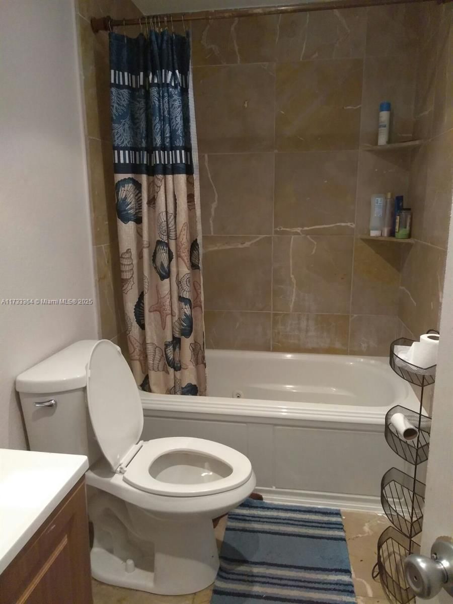 Real estate property located at 20520 15th Ave #217, Miami-dade, Enclave At The Park Condo, Miami Gardens, FL