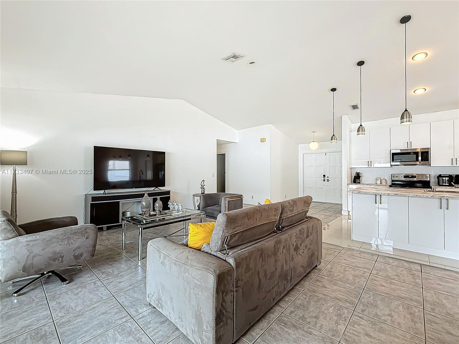 Real estate property located at 7580 Texas Trl, Palm Beach, Hidden Valley Sec 4, Boca Raton, FL