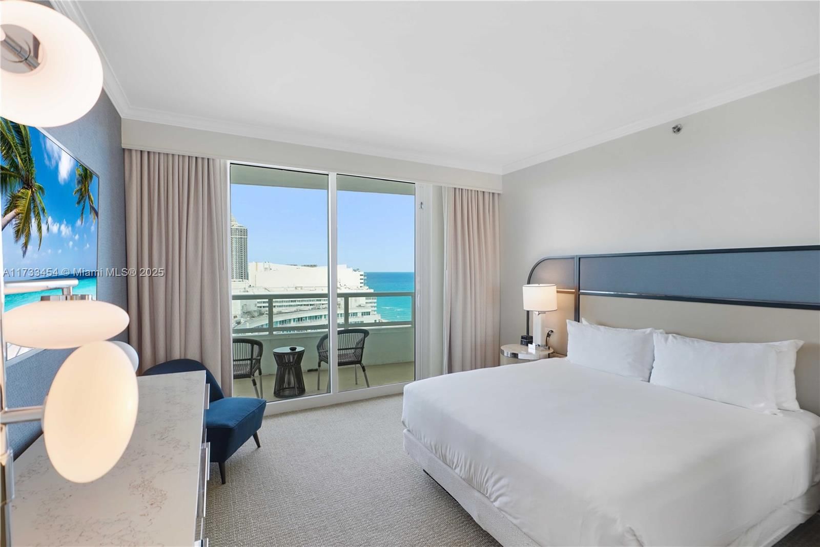 Real estate property located at 4401 Collins Ave #2307, Miami-dade, Fontainebleau Ii, Miami Beach, FL