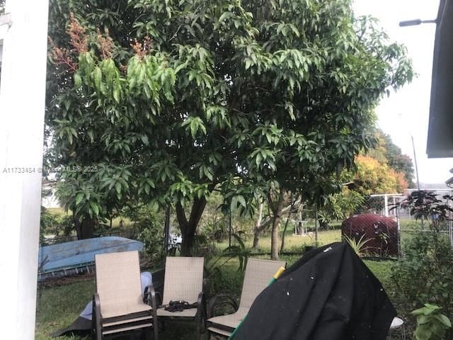 Real estate property located at 8537 Long Acre Dr, Broward, Knolls 1st Section, Miramar, FL
