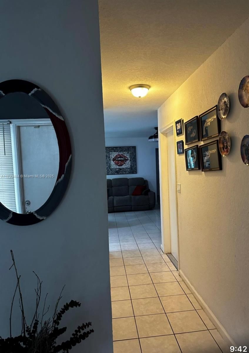 Real estate property located at 8537 Long Acre Dr, Broward, Knolls 1st Section, Miramar, FL