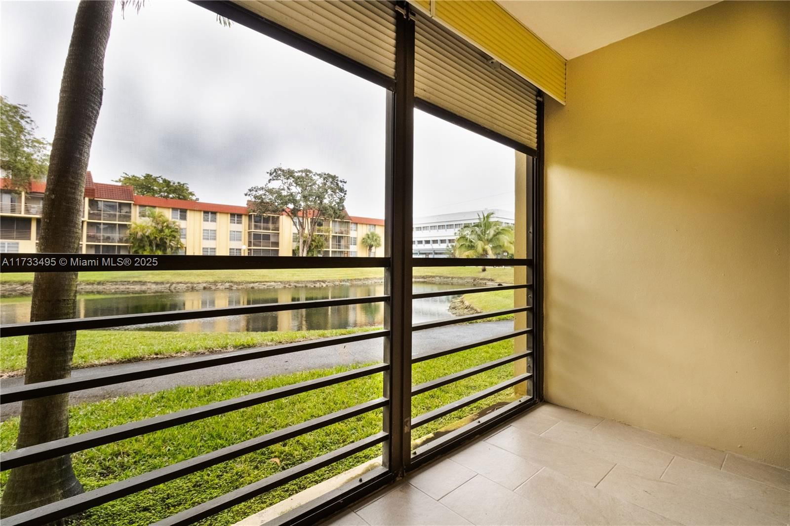 Real estate property located at 3285 Foxcroft Rd E108, Broward, Foxcroft Apts Inc Condo, Miramar, FL