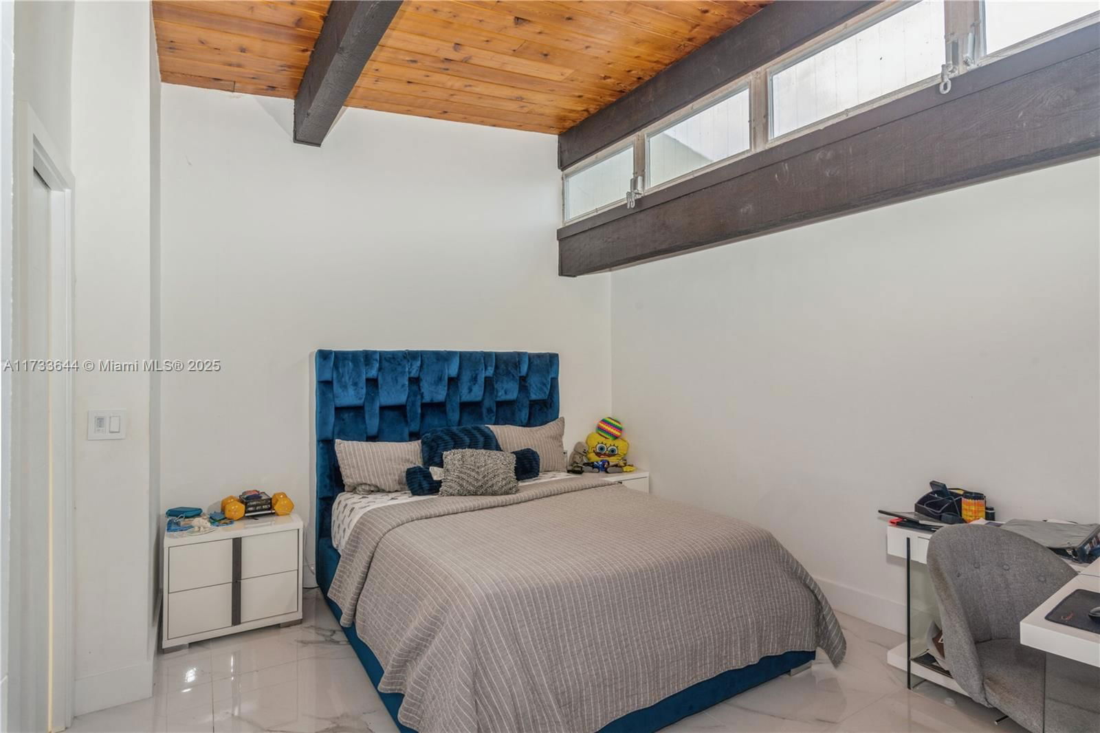 Real estate property located at 7681 103rd Pl, Miami-dade, Sunset Park Lake Villas S, Miami, FL