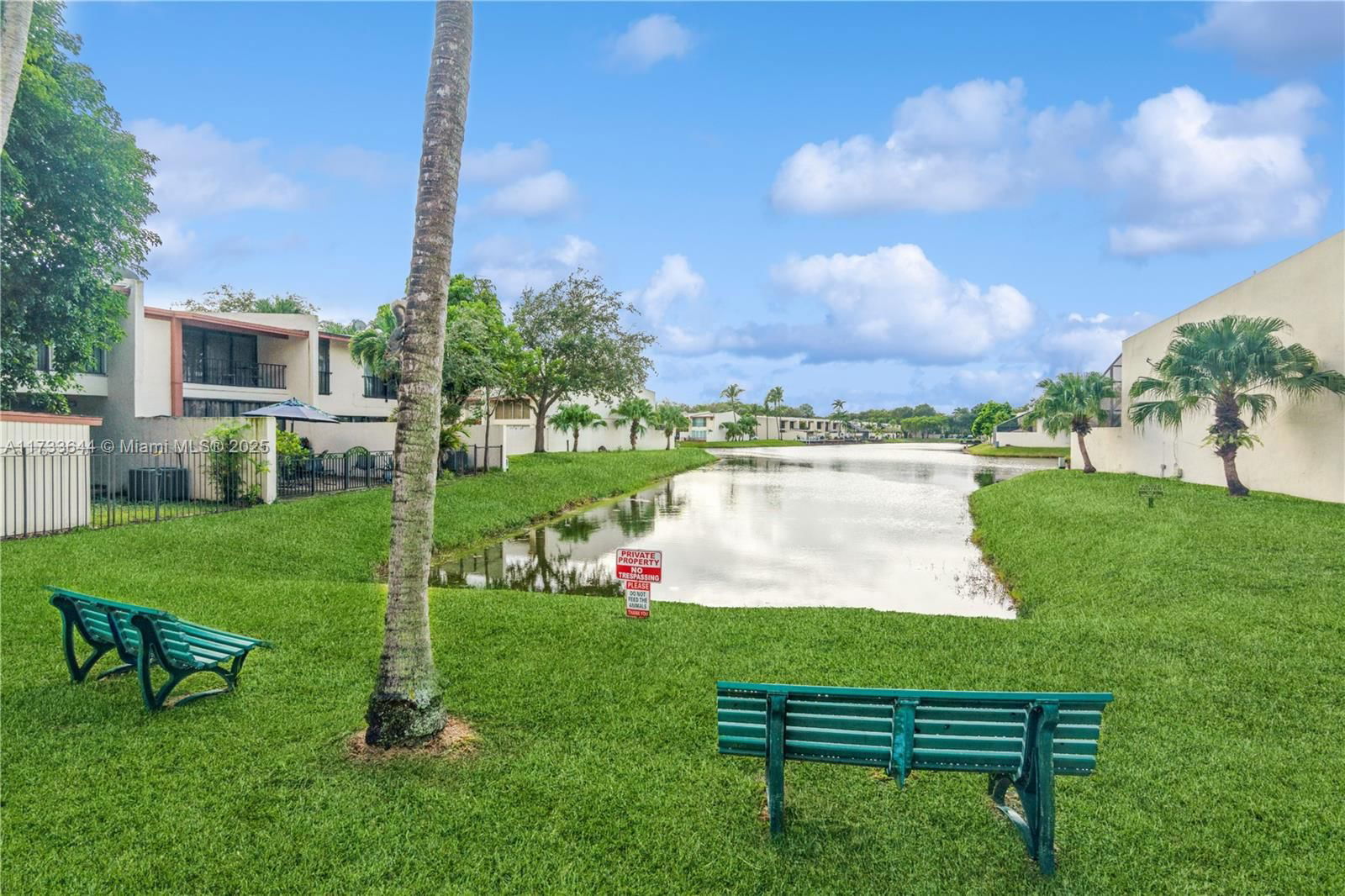 Real estate property located at 7681 103rd Pl, Miami-dade, Sunset Park Lake Villas S, Miami, FL