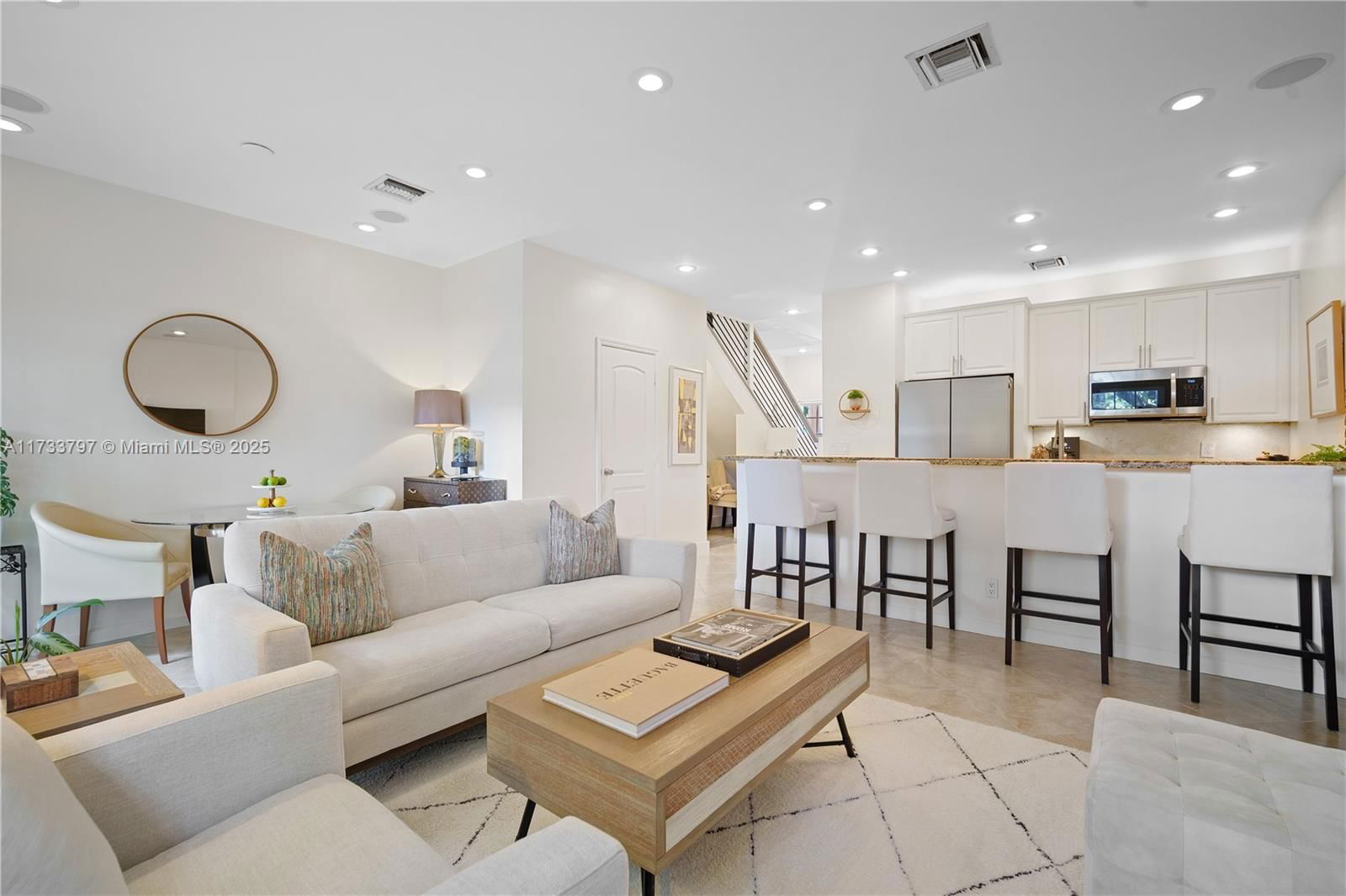 Real estate property located at 2307 Washington St #7, Broward, Tuscan View Condominium, Hollywood, FL