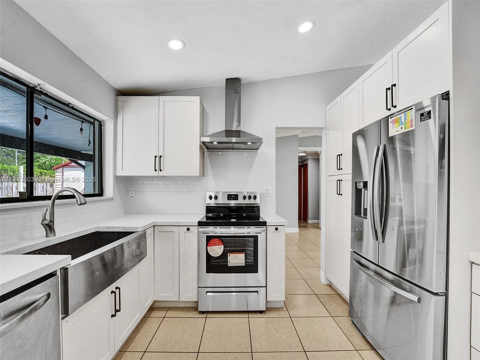 Real estate property located at 5705 114 Ave, Broward, Forest Lake, Cooper City, FL