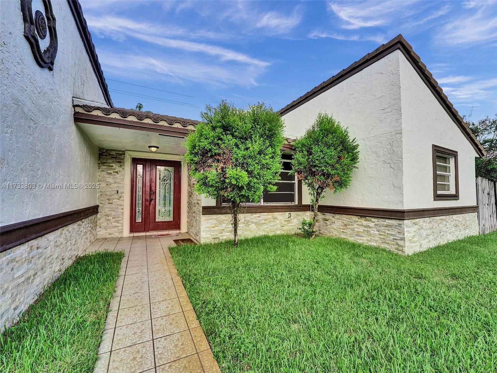 Real estate property located at 5705 114 Ave, Broward, Forest Lake, Cooper City, FL