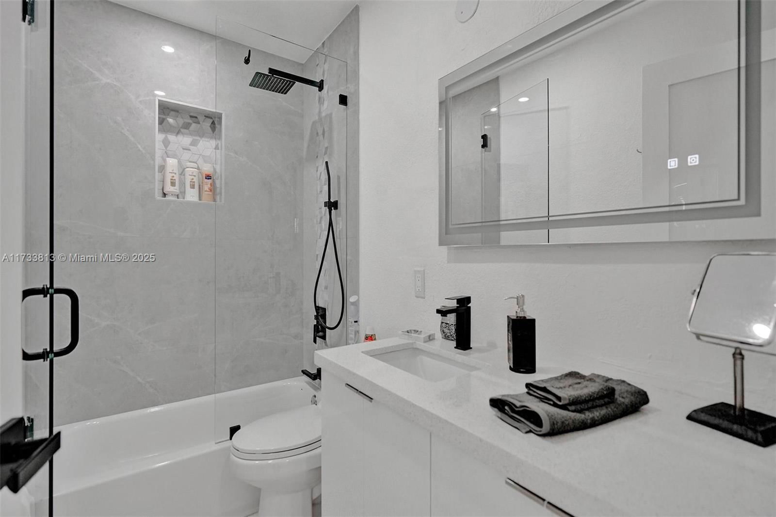 Real estate property located at 4296 49th St, Broward, Playland Isles, Dania Beach, FL