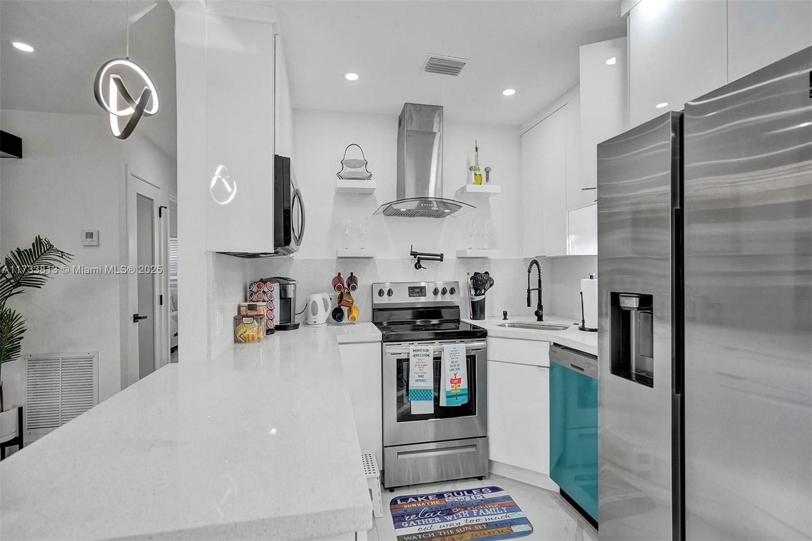 Real estate property located at 4296 49th St, Broward, Playland Isles, Dania Beach, FL