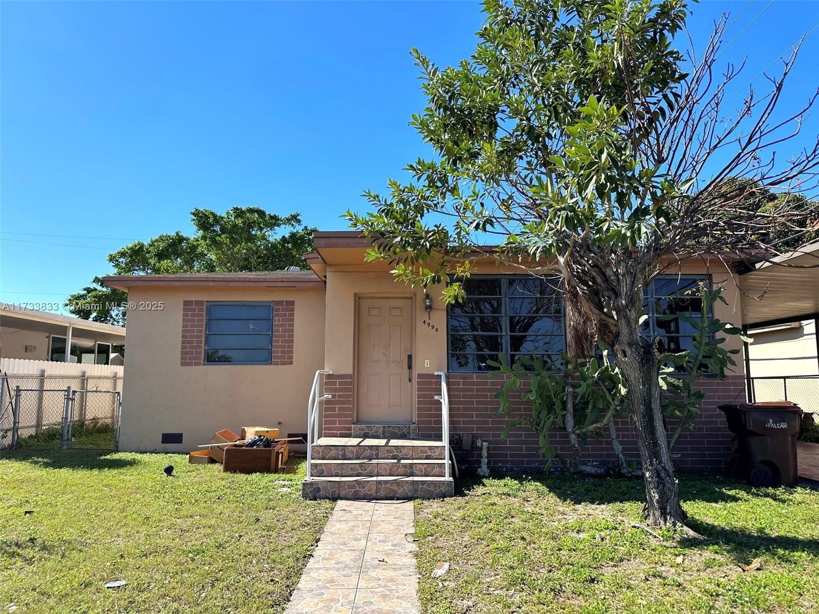 Real estate property located at 4990 Palm Ct, Miami-dade, Bradley Manor 3rd Addn, Hialeah, FL