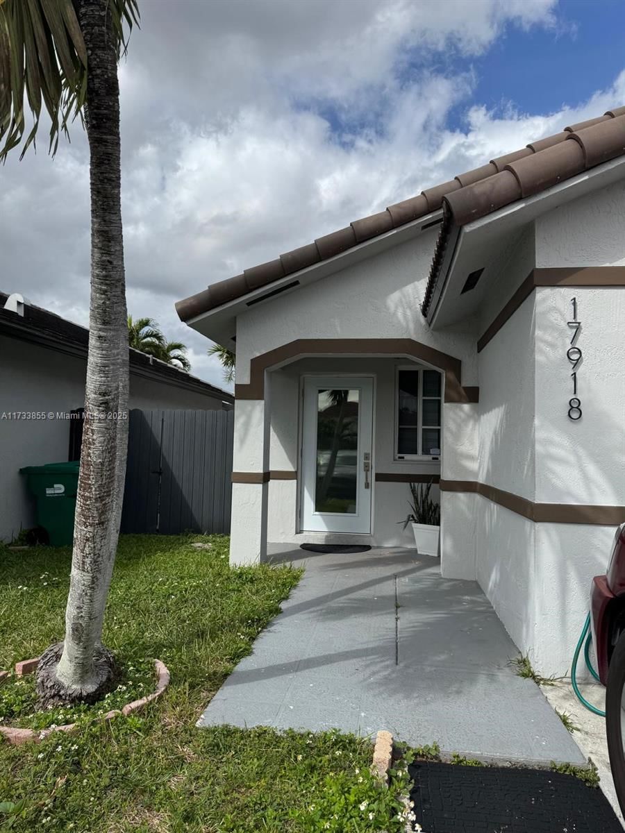 Real estate property located at 17918 144th Ct, Miami-dade, Aristotle Sub Phase Iv, Miami, FL