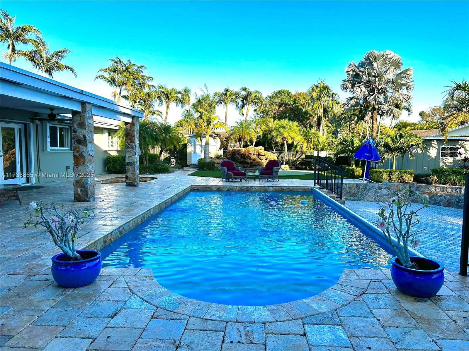 Real estate property located at 8960 172nd Ter, Miami-dade, Pinewood Estates, Palmetto Bay, FL