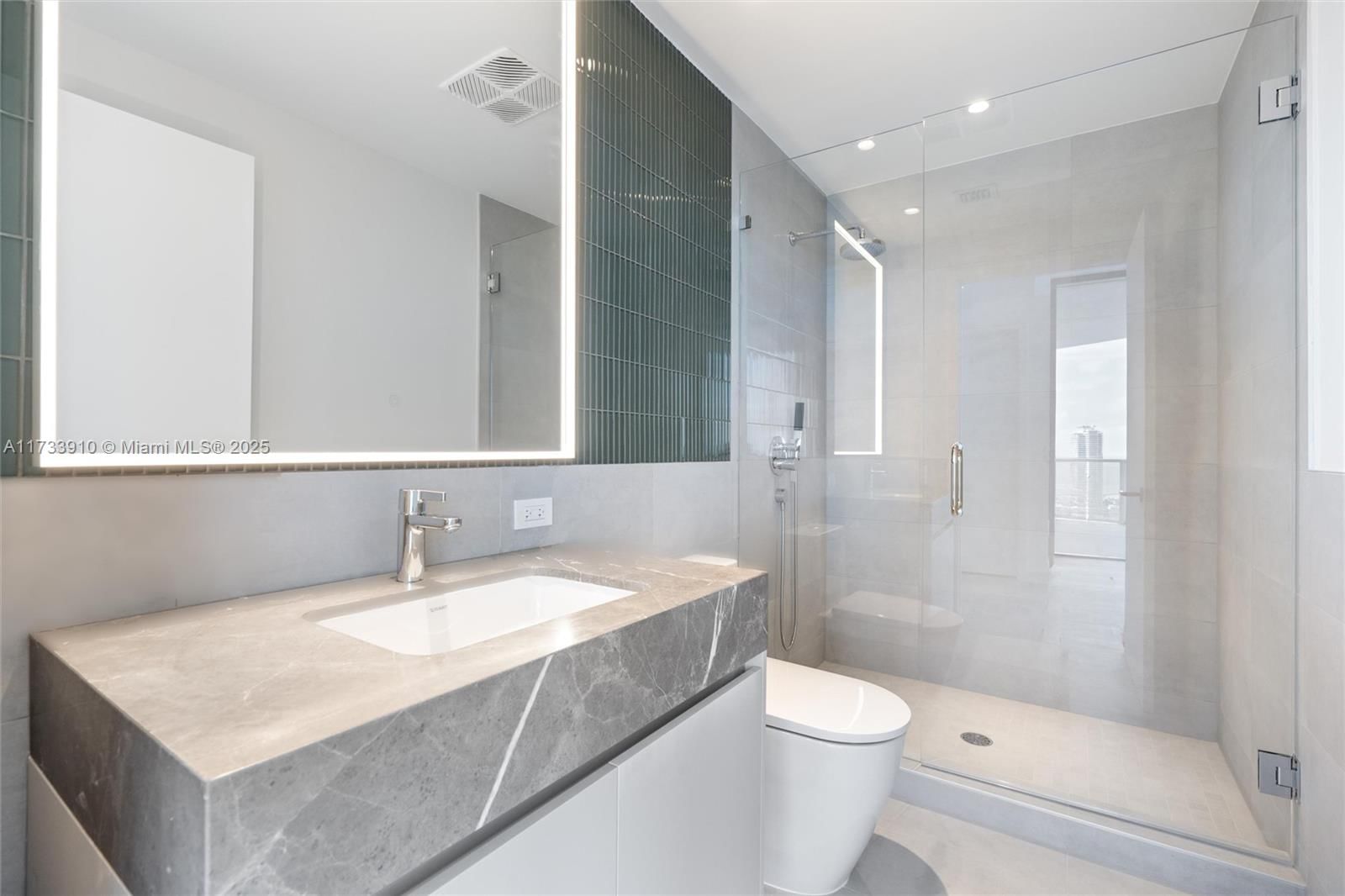 Real estate property located at 500 Alton Rd #3201, Miami-dade, Five Park, Miami, FL