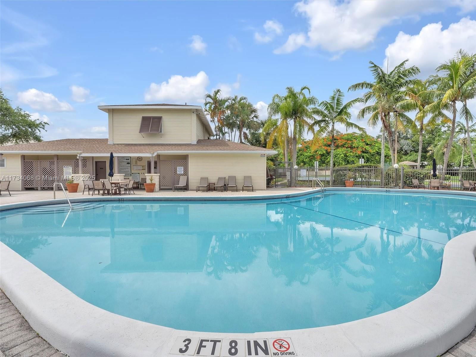 Real estate property located at 253 Hemingway Cir #253, Broward, Woodlake Shores, Margate, FL