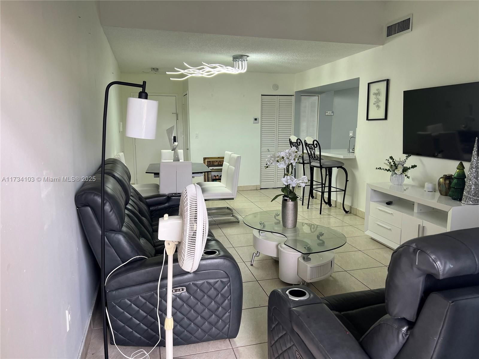 Real estate property located at 9715 Fontainebleau Blvd E309, Miami-dade, Soleil At Fontainebleau C, Miami, FL