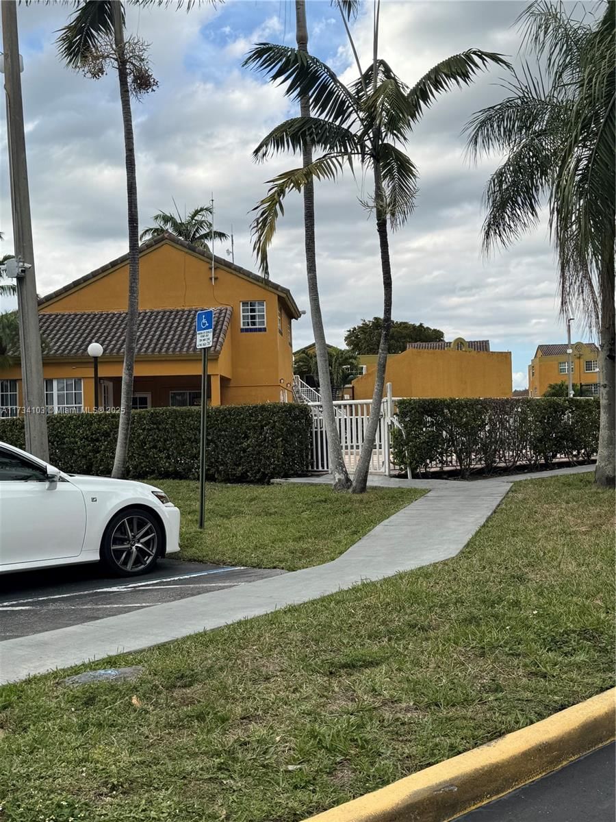 Real estate property located at 9715 Fontainebleau Blvd E309, Miami-dade, Soleil At Fontainebleau C, Miami, FL