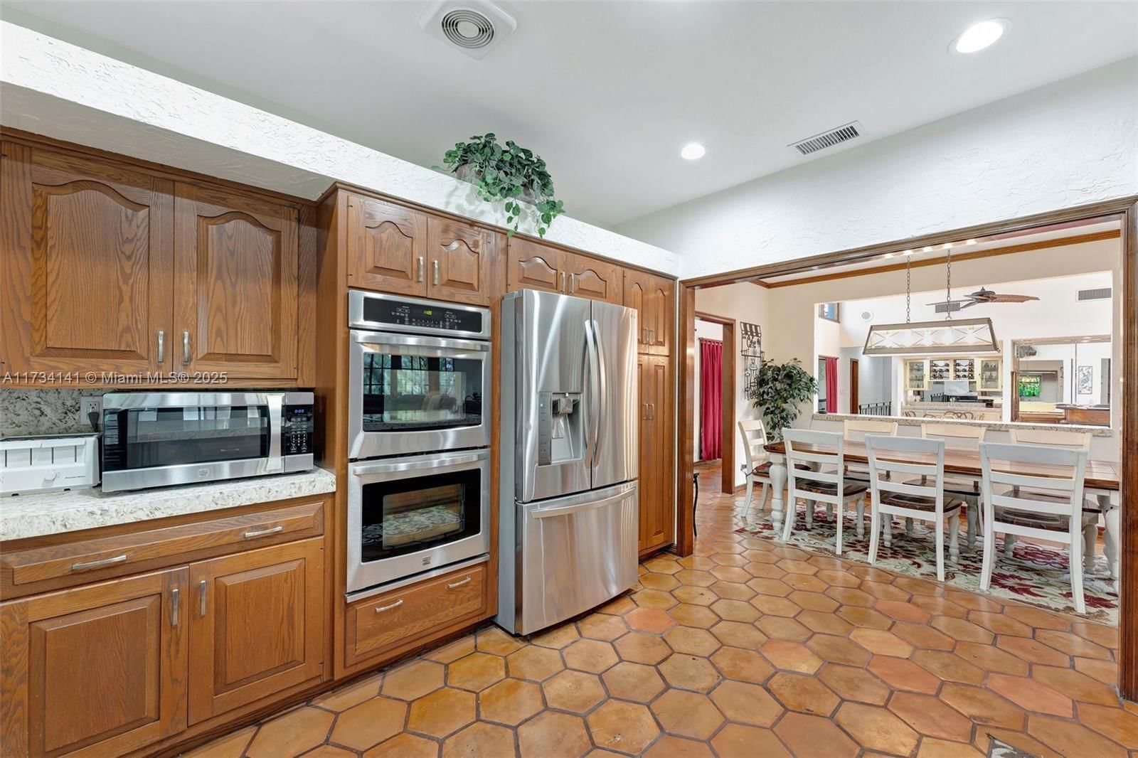 Real estate property located at 1718 Vestal Dr, Broward, Maplewood, Coral Springs, FL