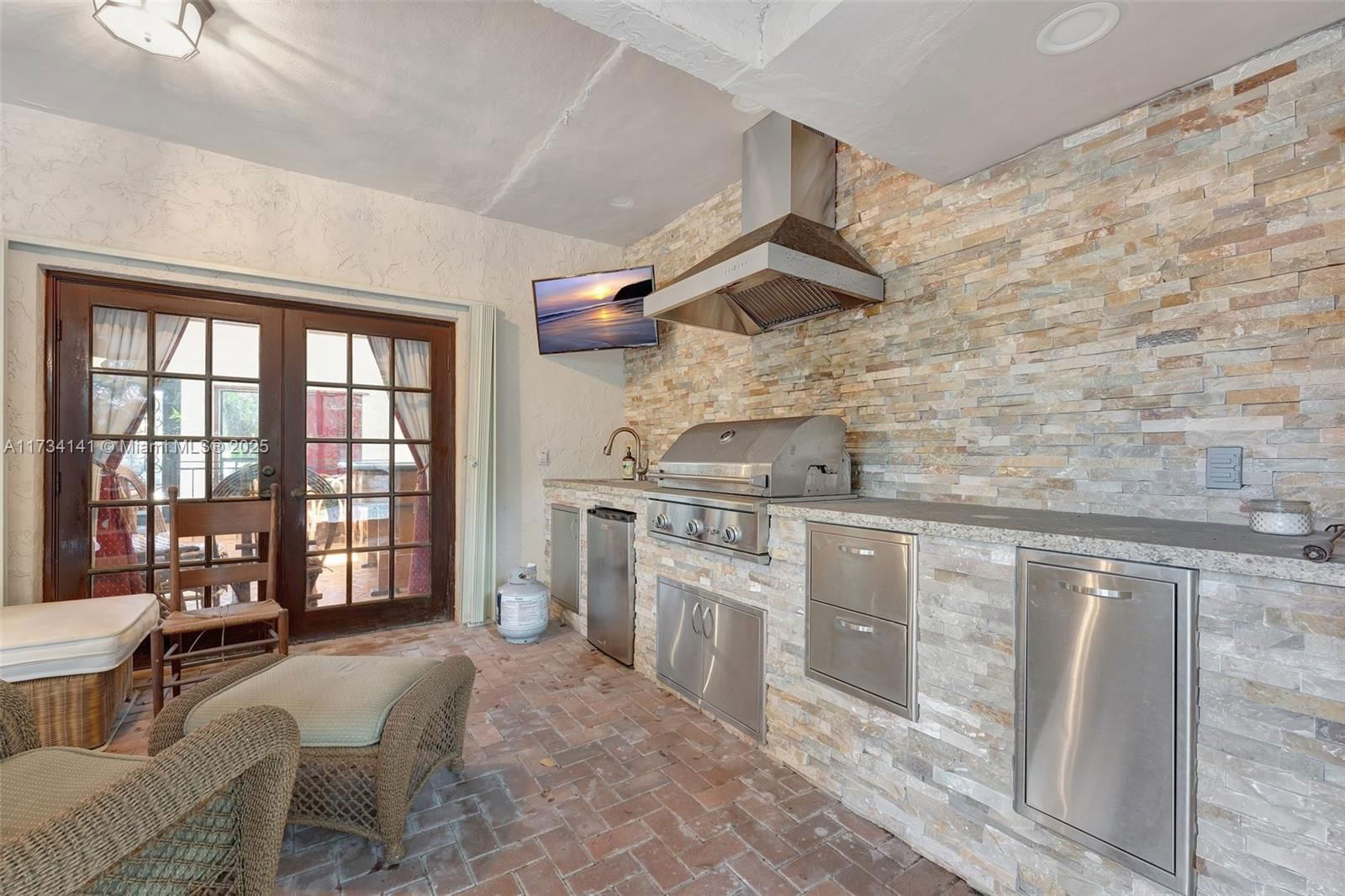 Real estate property located at 1718 Vestal Dr, Broward, Maplewood, Coral Springs, FL