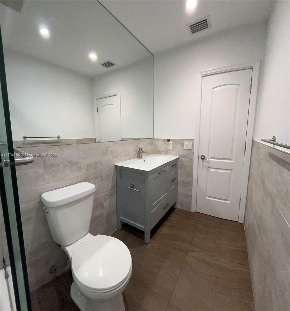 Real estate property located at 1031 Northlake Dr, Broward, Hollywood Lakes Section, Hollywood, FL