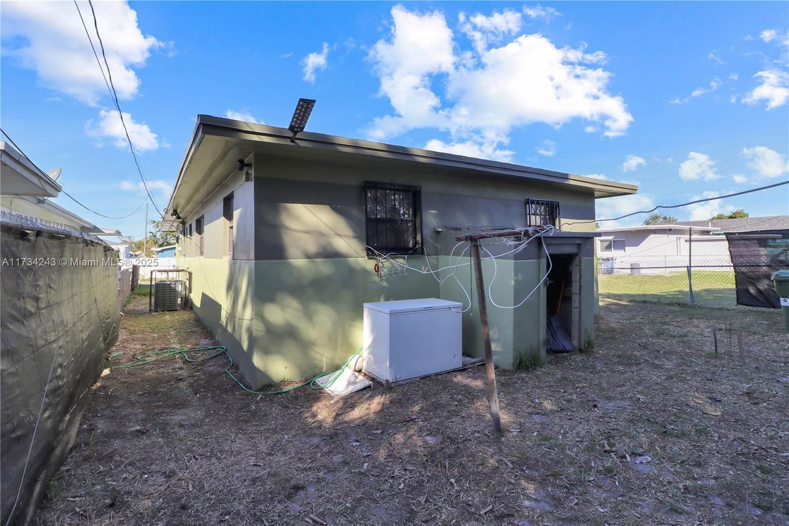 Real estate property located at 749 5th St, Broward, West Harlem First Add, Hallandale Beach, FL