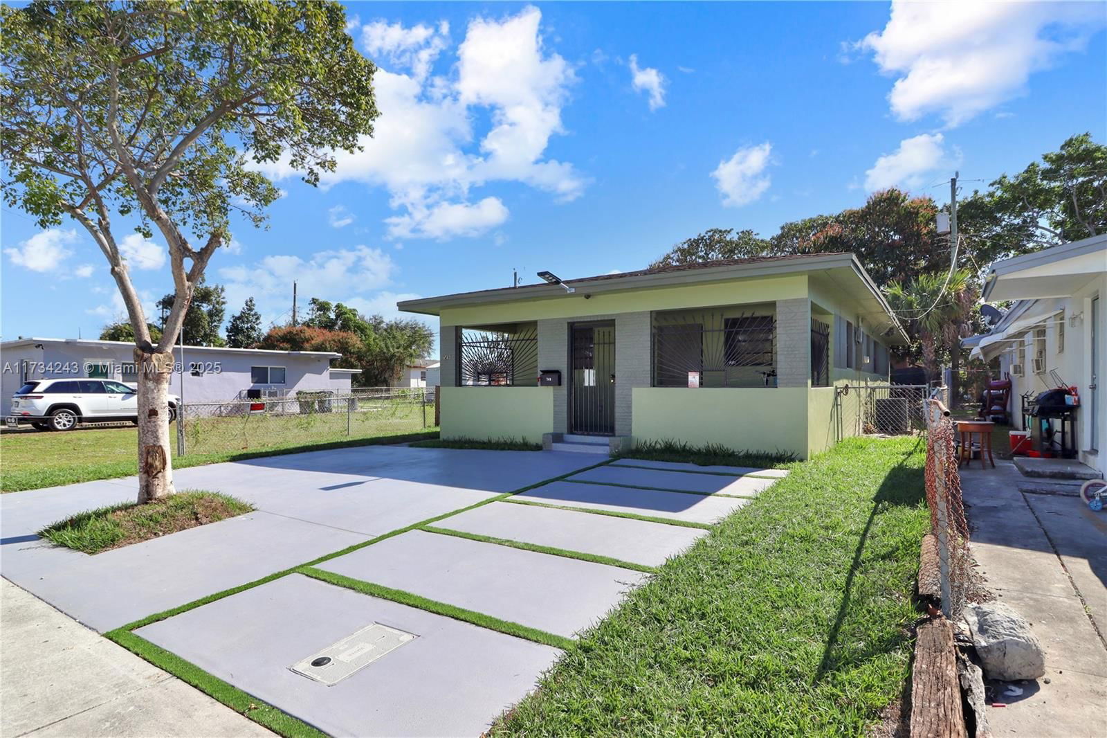 Real estate property located at 749 5th St, Broward, West Harlem First Add, Hallandale Beach, FL