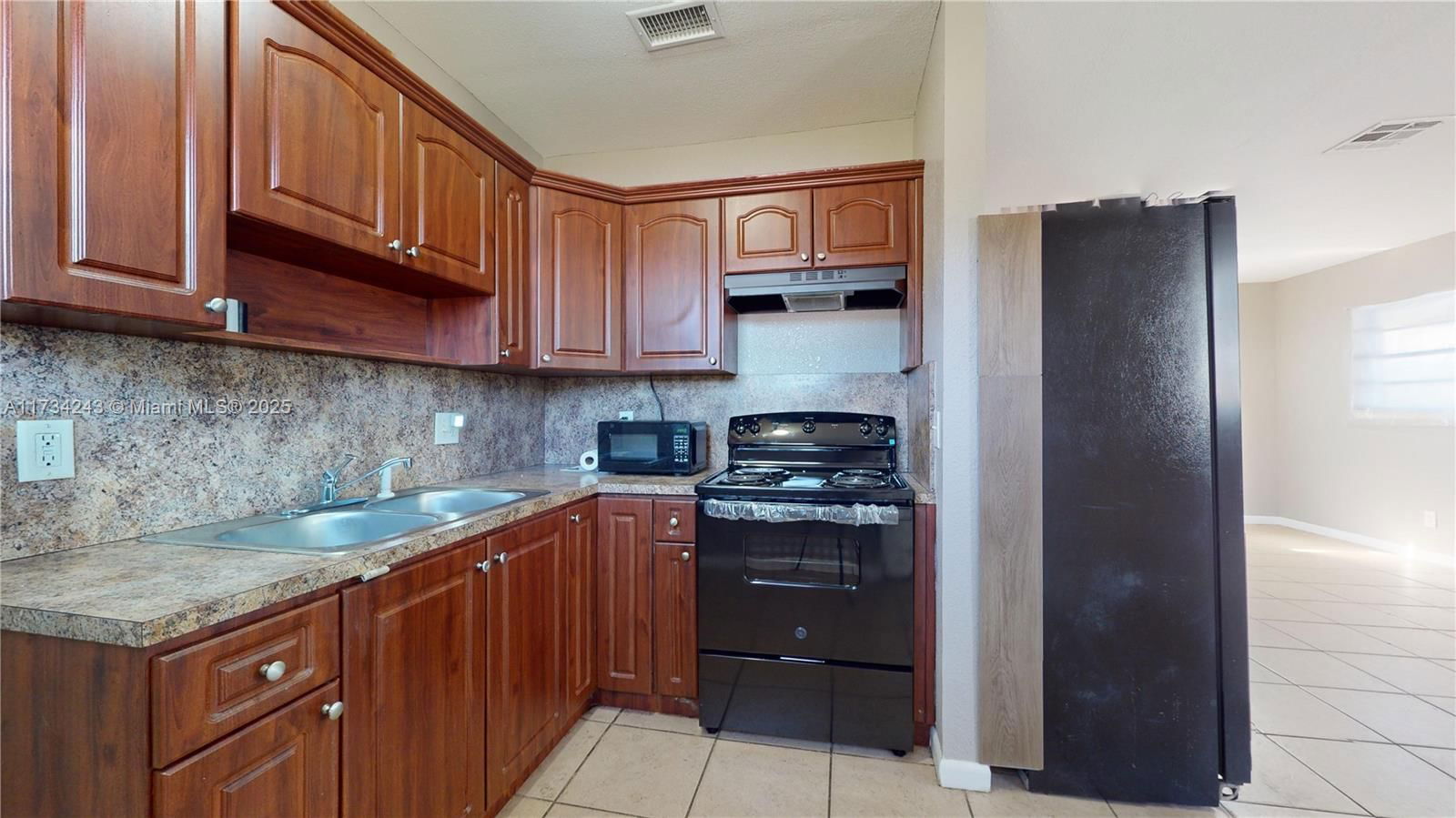 Real estate property located at 749 5th St, Broward, West Harlem First Add, Hallandale Beach, FL