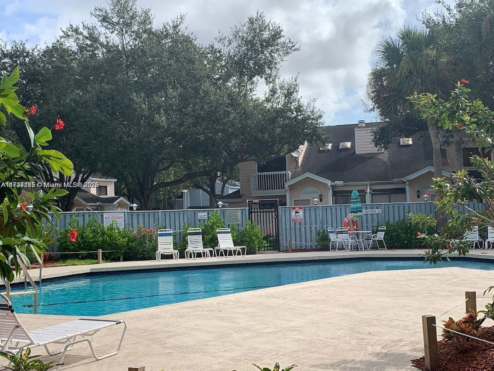 Real estate property located at 2113 Champions Way #2113, Broward, Rock Island Land Corp, North Lauderdale, FL