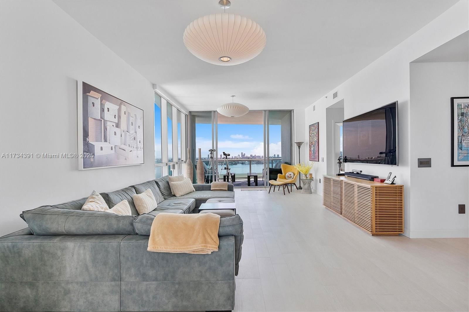 Real estate property located at 7935 East Dr PH1, Miami-dade, Cielo On The Bay Condo, North Bay Village, FL