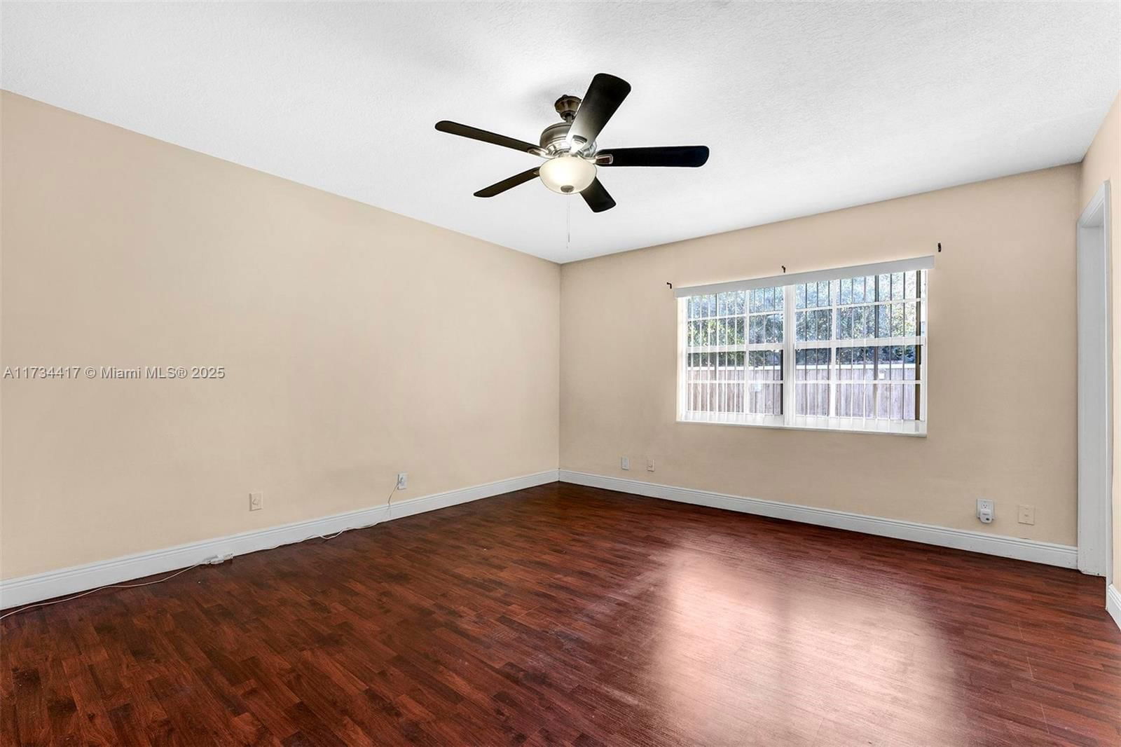 Real estate property located at 8240 68th Ave, Broward, Sunflower, Tamarac, FL