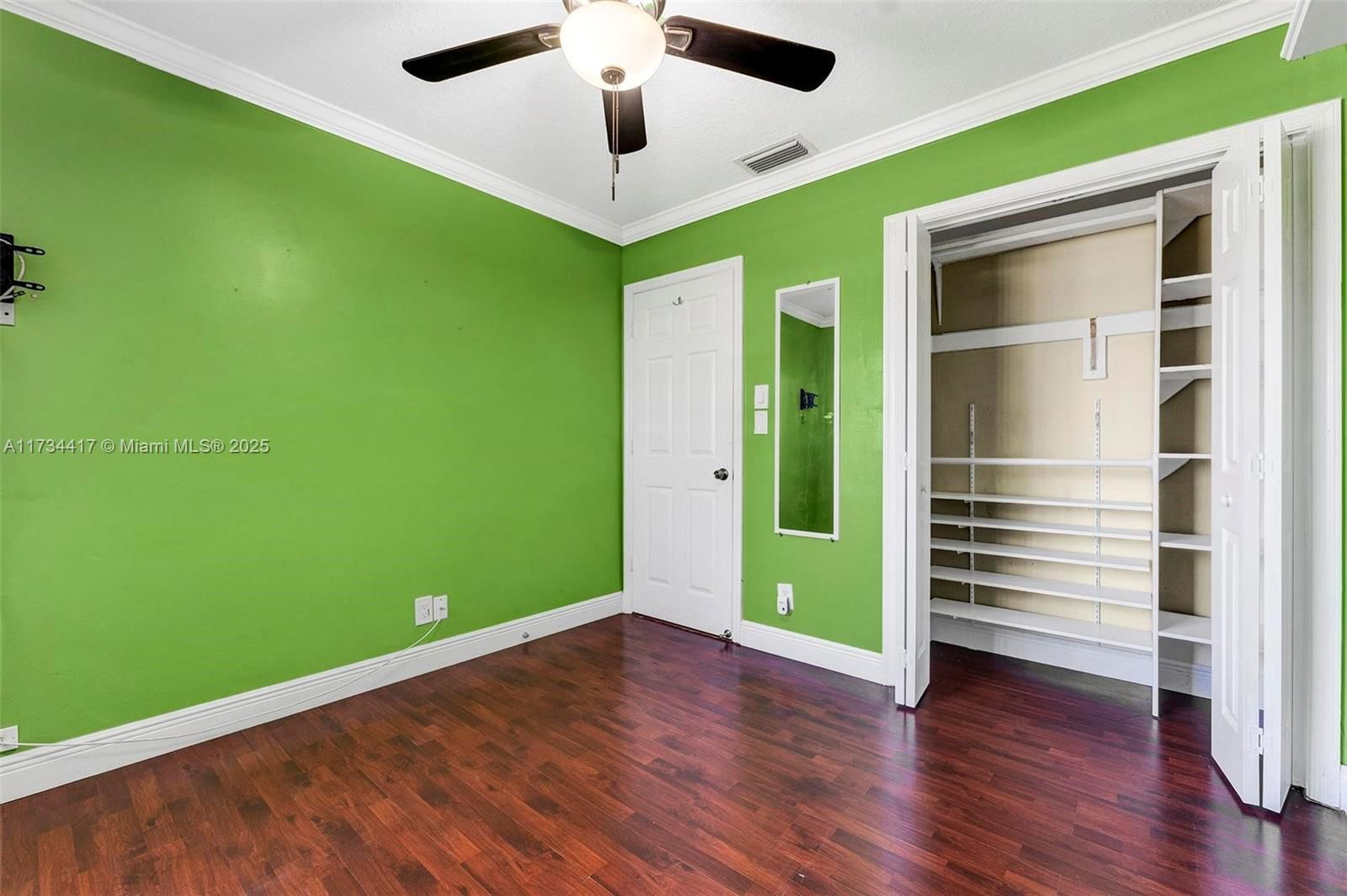 Real estate property located at 8240 68th Ave, Broward, Sunflower, Tamarac, FL