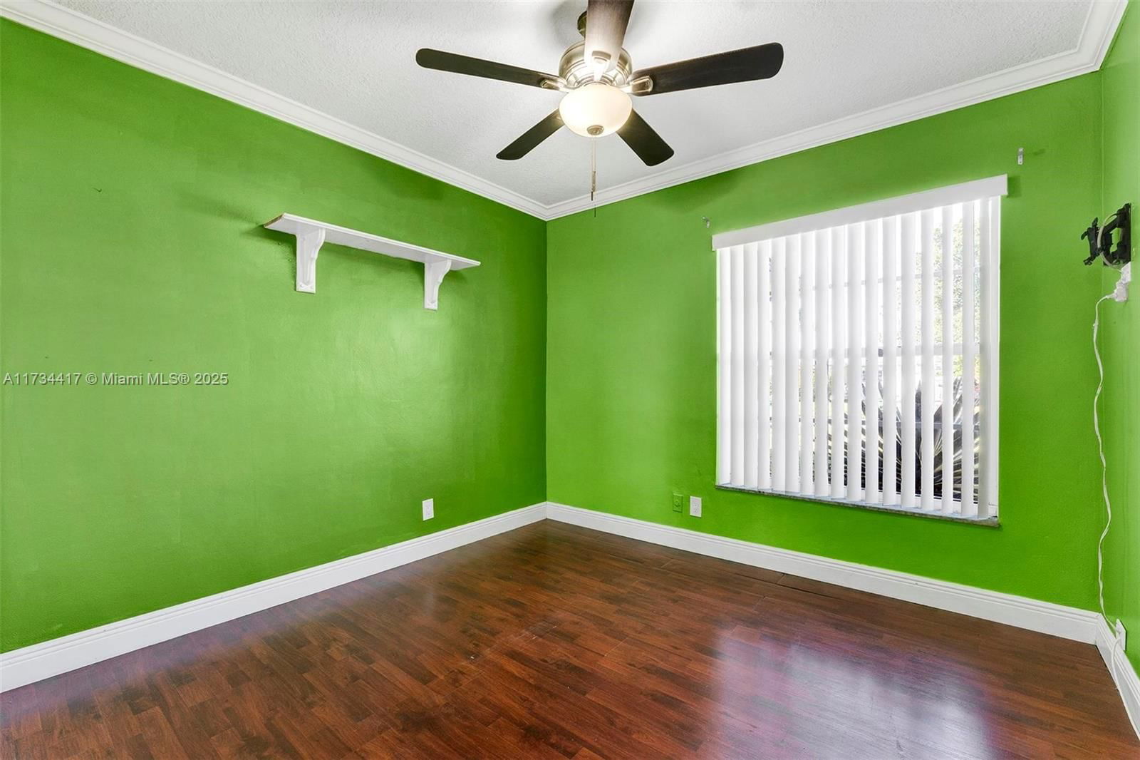 Real estate property located at 8240 68th Ave, Broward, Sunflower, Tamarac, FL