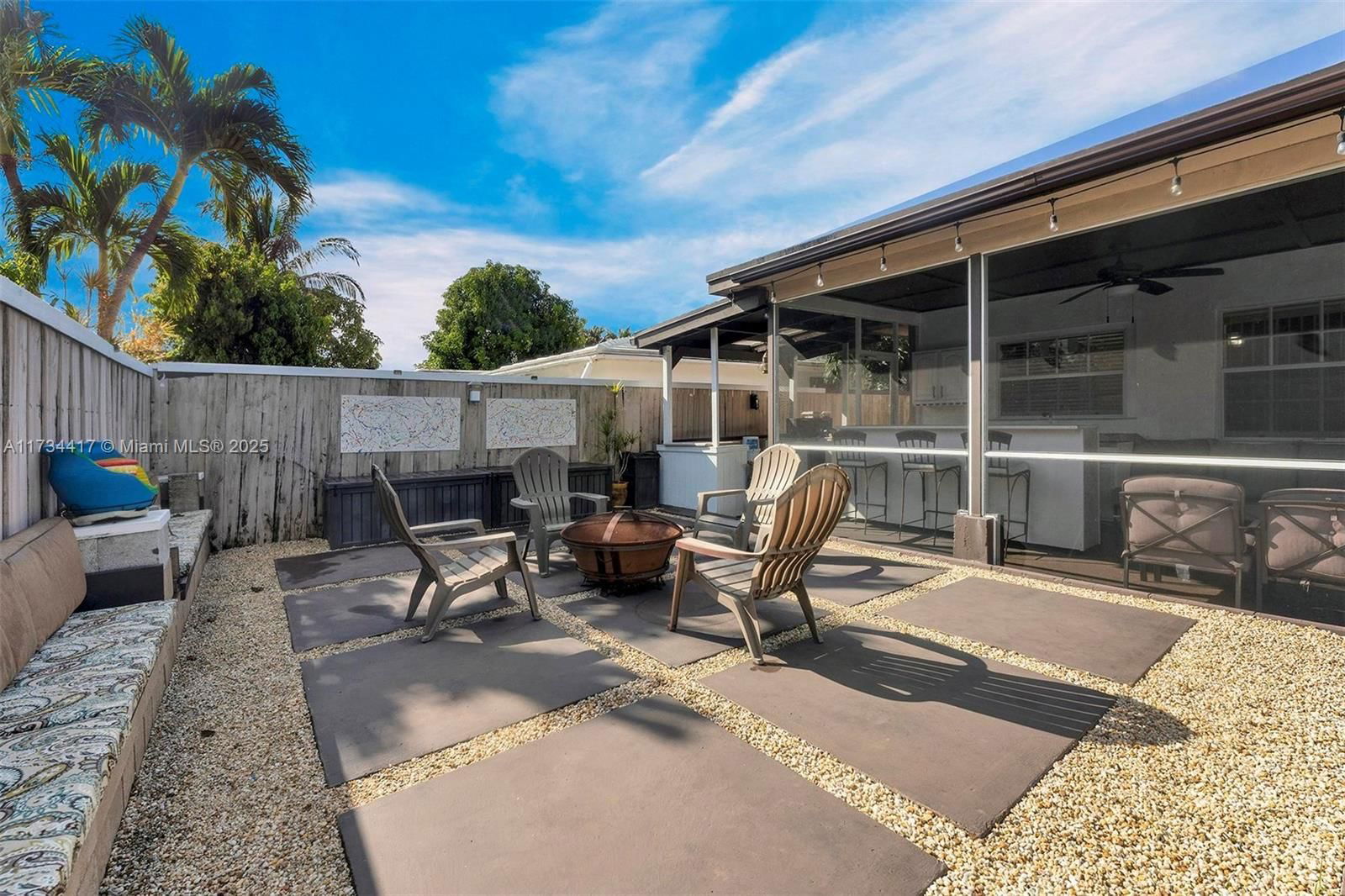 Real estate property located at 8240 68th Ave, Broward, Sunflower, Tamarac, FL